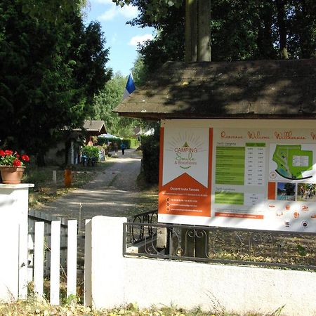 Camping Smile & Braudieres Mézières-sous-Lavardin Buitenkant foto