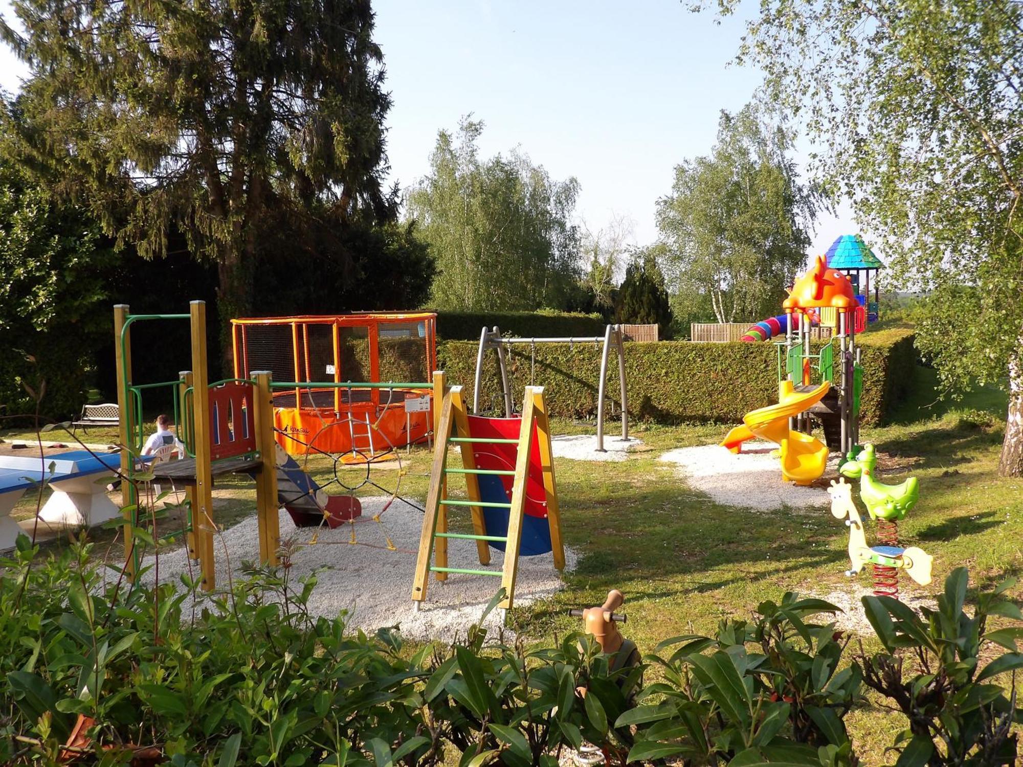 Camping Smile & Braudieres Mézières-sous-Lavardin Buitenkant foto